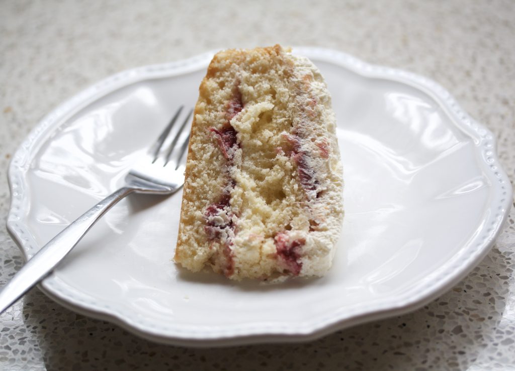 Gluten-free rhubarb cream cake